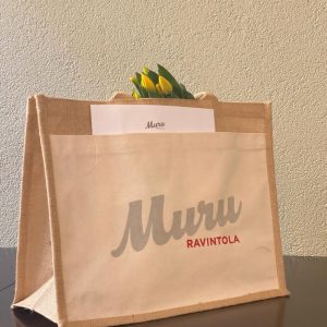 Murun juuttikassi / Muru's burlap bag